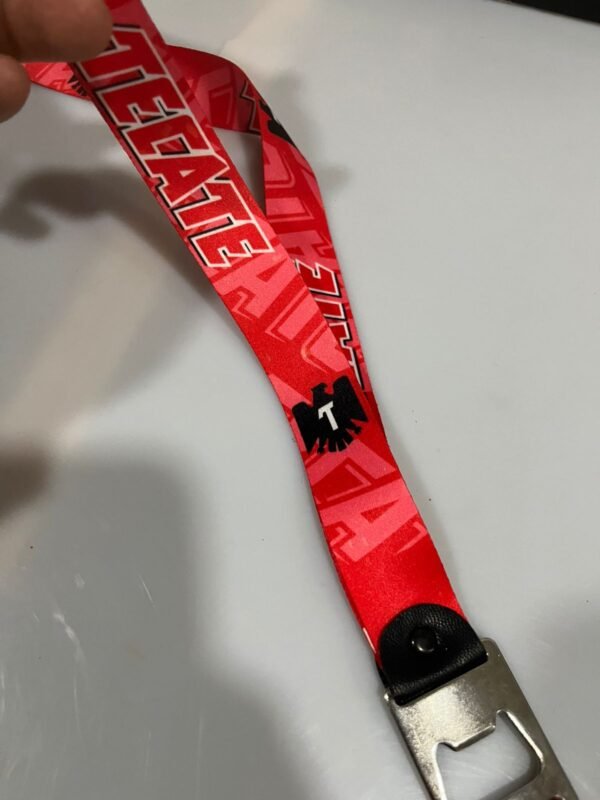 Porta Gafete Lanyard Cerveza Tecate con destapador Portagafete Portacredencial