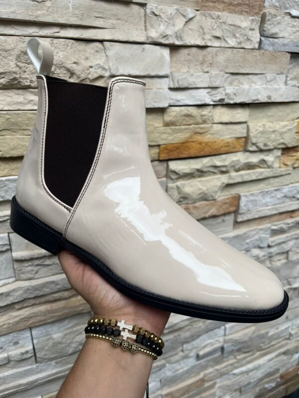 Botín chelsea en charol beige para caballero zanthy shoes modelo 600 botas mariachi resorte cafe