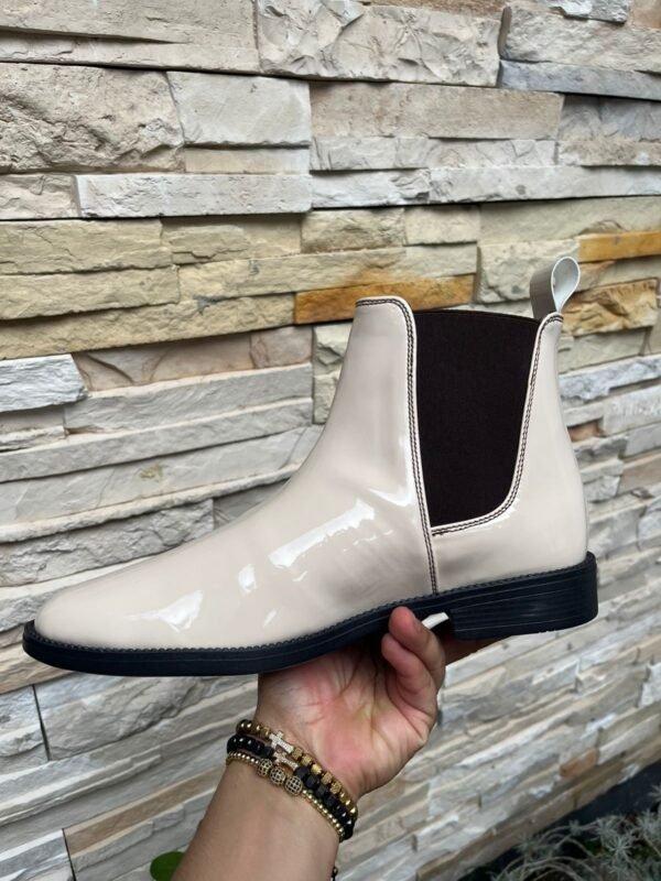 Botín chelsea en charol beige para caballero zanthy shoes modelo 600 botas mariachi resorte cafe